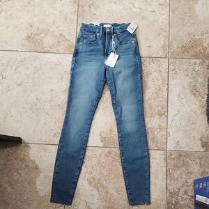 Good American Light Blue Skinny Jeans